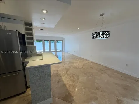 7312 Gary Avenue Miami Beach FL 33141