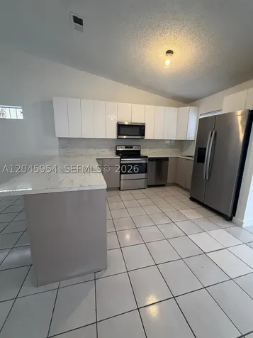 10364 NW 128th Terrace Hialeah Gardens FL 33018