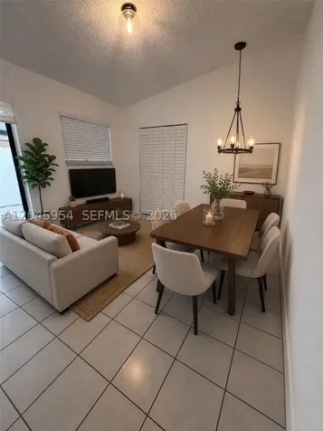 10364 NW 128th Terrace Hialeah Gardens FL 33018