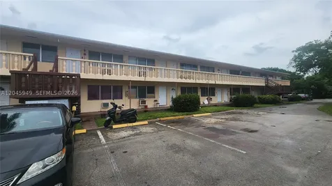 280 SW 11th Avenue Hallandale Beach FL 33009