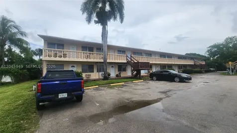 280 SW 11th Avenue Hallandale Beach FL 33009
