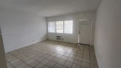 280 SW 11th Avenue Hallandale Beach FL 33009