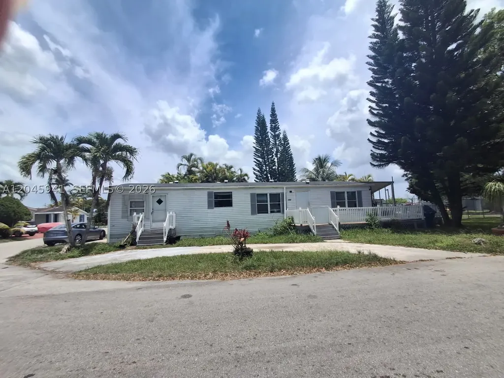 19800 SW 180 Avenue Miami FL 33187
