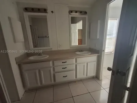 19800 SW 180 Avenue Miami FL 33187