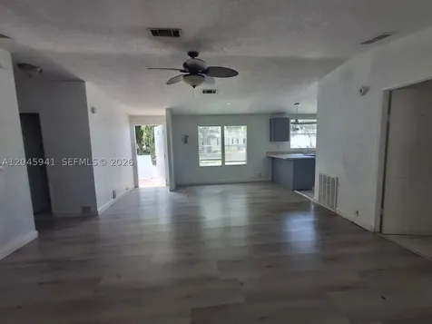 19800 SW 180 Avenue Miami FL 33187