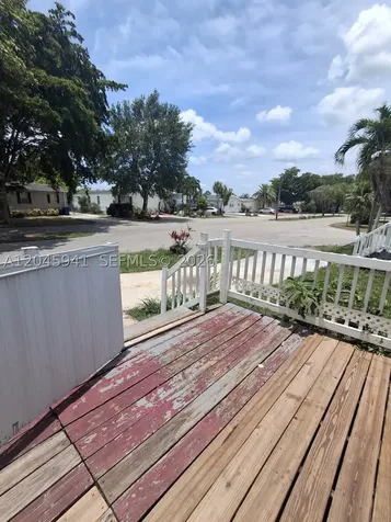 19800 SW 180 Avenue Miami FL 33187