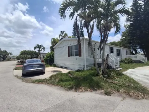 19800 SW 180 Avenue Miami FL 33187