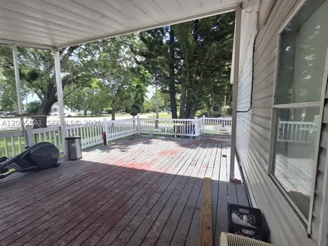 19800 SW 180 Avenue Miami FL 33187