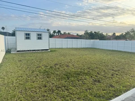 12760 SW 215th Terrace Miami FL 33177