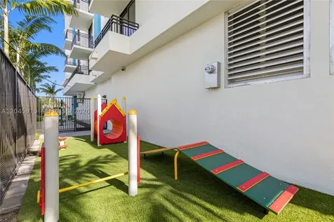 4 N Federal Highway Dania Beach FL 33004