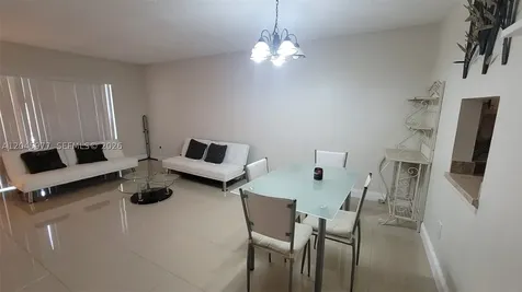 7705 Camino Real Miami FL 33143