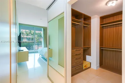360 Ocean Drive Key Biscayne FL 33149