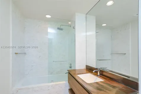 360 Ocean Drive Key Biscayne FL 33149