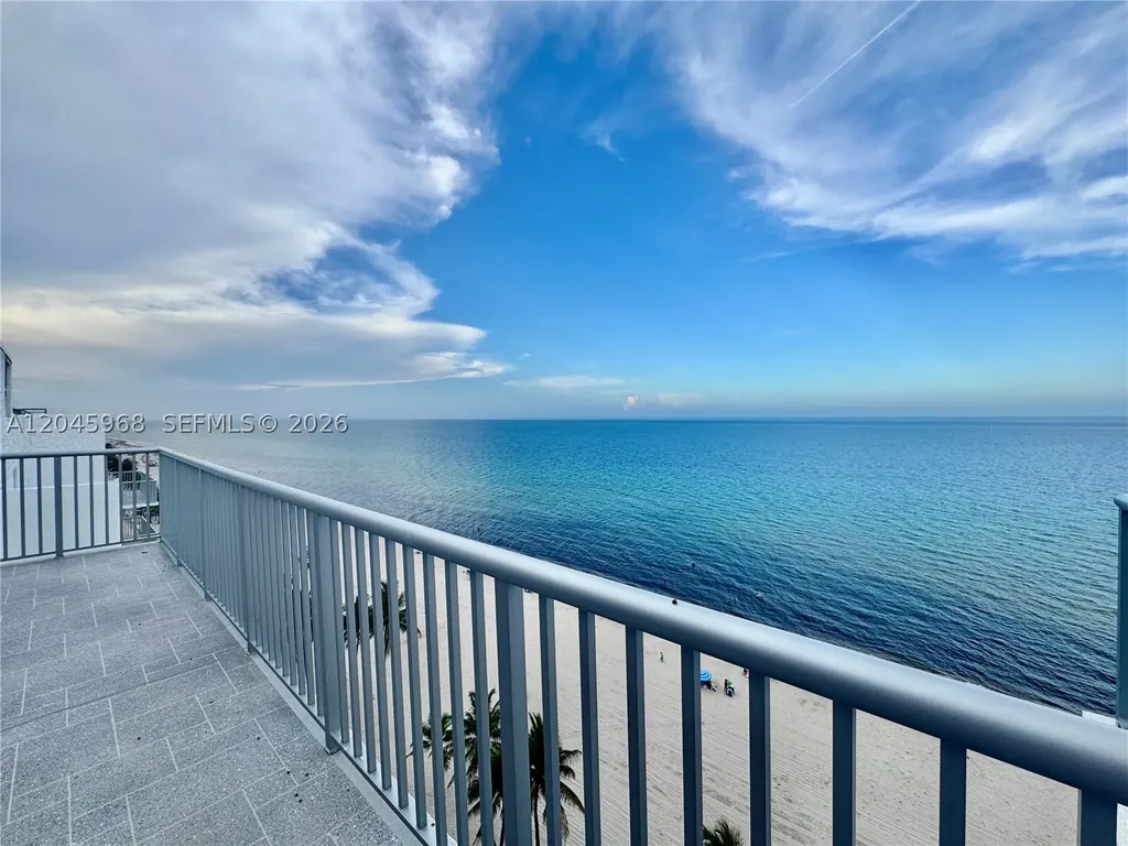 400 N Surf Road Hollywood FL 33019