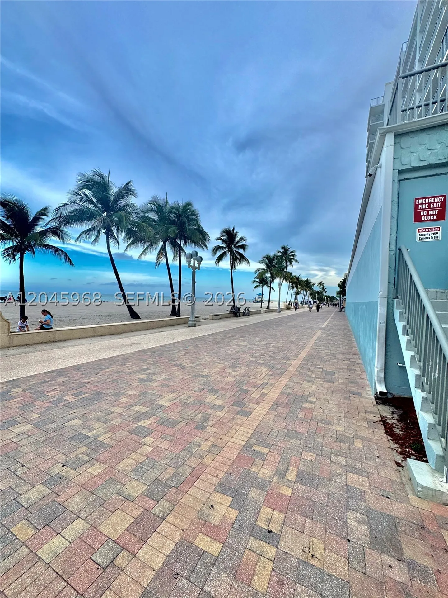 400 N Surf Road Hollywood FL 33019
