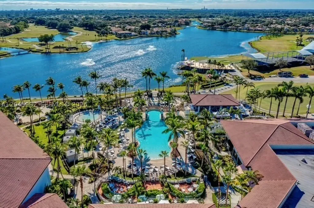 83 N Ironwood Way N Palm Beach Gardens FL 33418