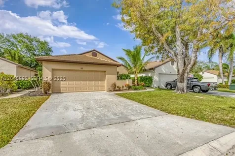 83 N Ironwood Way N Palm Beach Gardens FL 33418