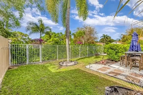83 N Ironwood Way N Palm Beach Gardens FL 33418