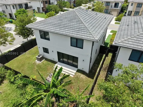 1183 NW 2nd Street Florida City FL 33034