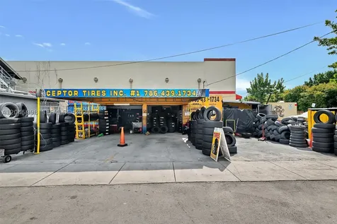 1818 NW 17th Avenue Miami FL 33125