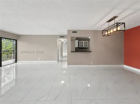 14203 SW 66th Street Miami FL 33183