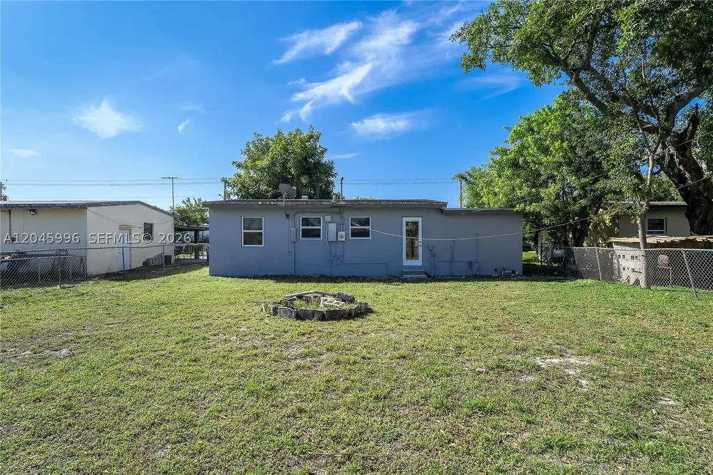 1201 NW 10th Place Fort Lauderdale FL 33311