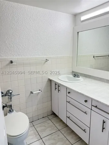 Hallandale Beach FL 33009
