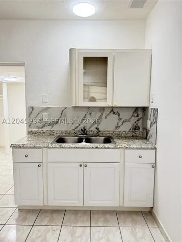 Hallandale Beach FL 33009
