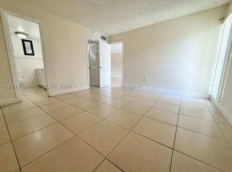 1975 W 44th Place Hialeah FL 33012