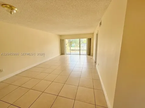 1975 W 44th Place Hialeah FL 33012