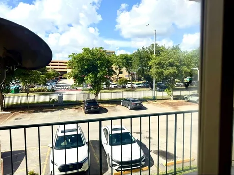 1975 W 44th Place Hialeah FL 33012