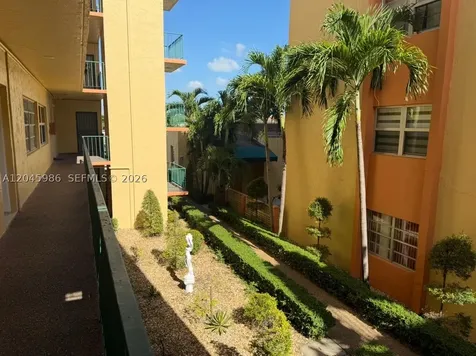 1975 W 44th Place Hialeah FL 33012