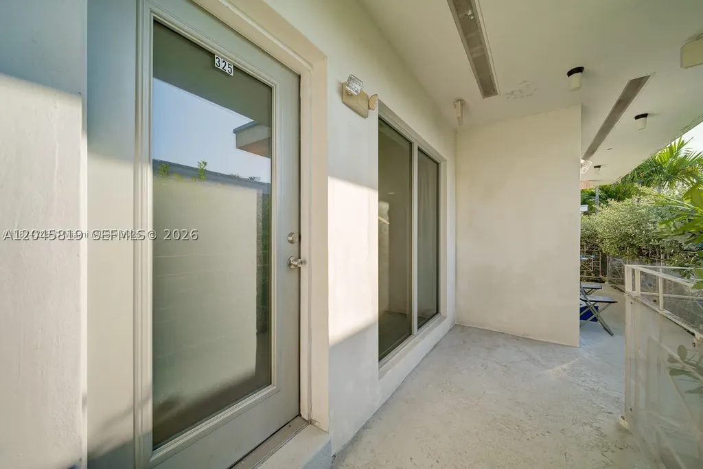 1568 Pennsylvania Miami Beach FL 33139