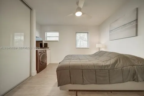 1568 Pennsylvania Miami Beach FL 33139