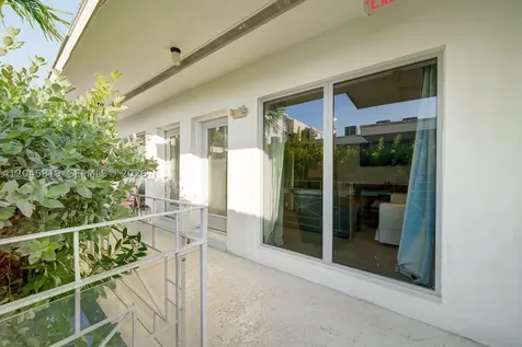 1568 Pennsylvania Miami Beach FL 33139