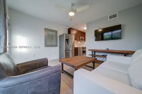 1568 Pennsylvania Miami Beach FL 33139