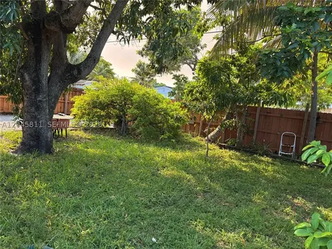 1445 NE 174th Street North Miami Beach FL 33162