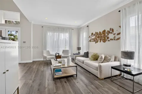 981 Waterside Circle Weston FL 33327