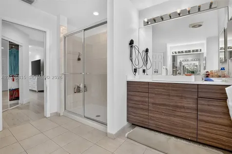 981 Waterside Circle Weston FL 33327