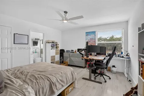 981 Waterside Circle Weston FL 33327
