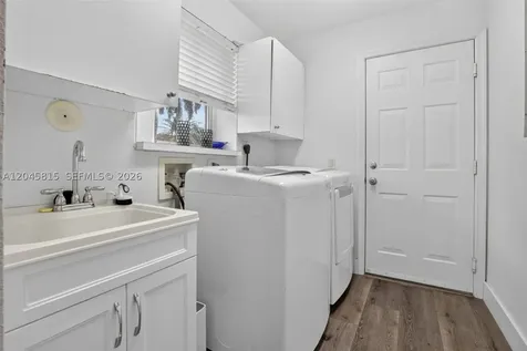 981 Waterside Circle Weston FL 33327