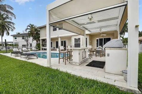 981 Waterside Circle Weston FL 33327