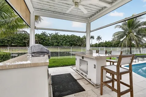 981 Waterside Circle Weston FL 33327