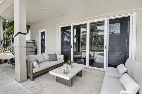 981 Waterside Circle Weston FL 33327