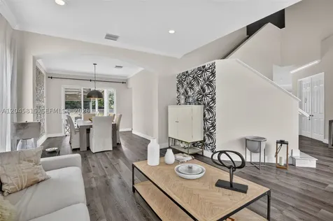 981 Waterside Circle Weston FL 33327