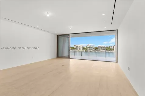 5 Grove Isle Miami FL 33133