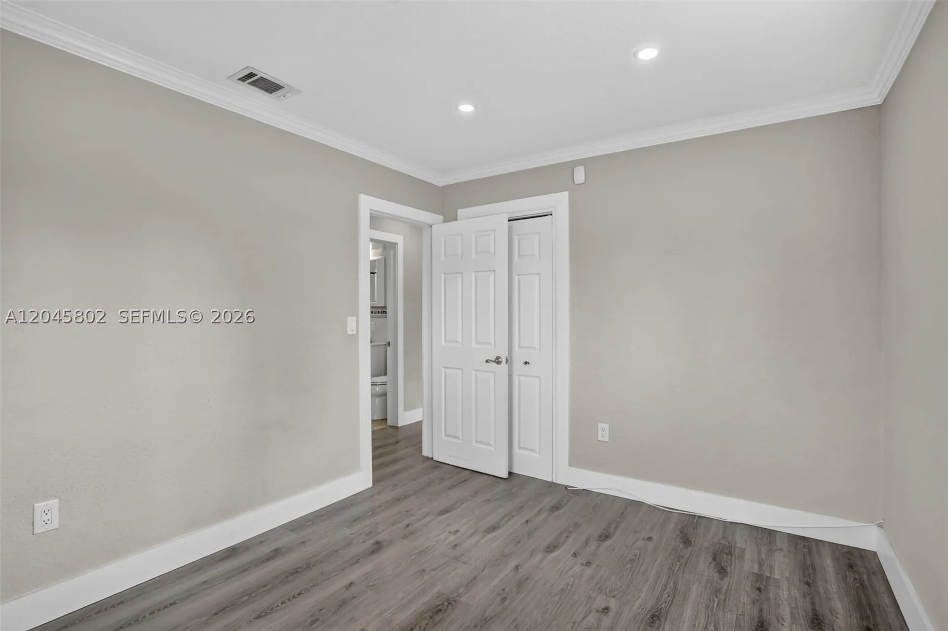 1300 N 70th Terrace Hollywood FL 33024