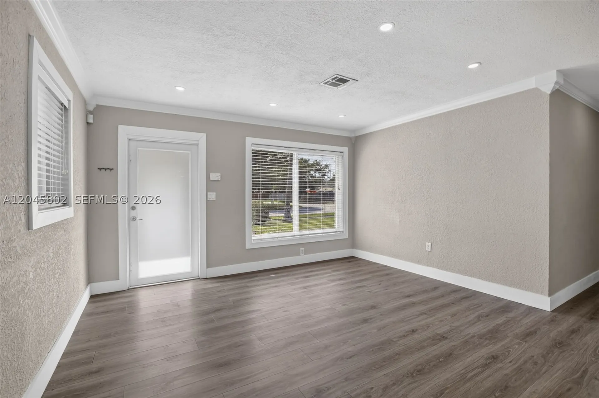 1300 N 70th Terrace Hollywood FL 33024