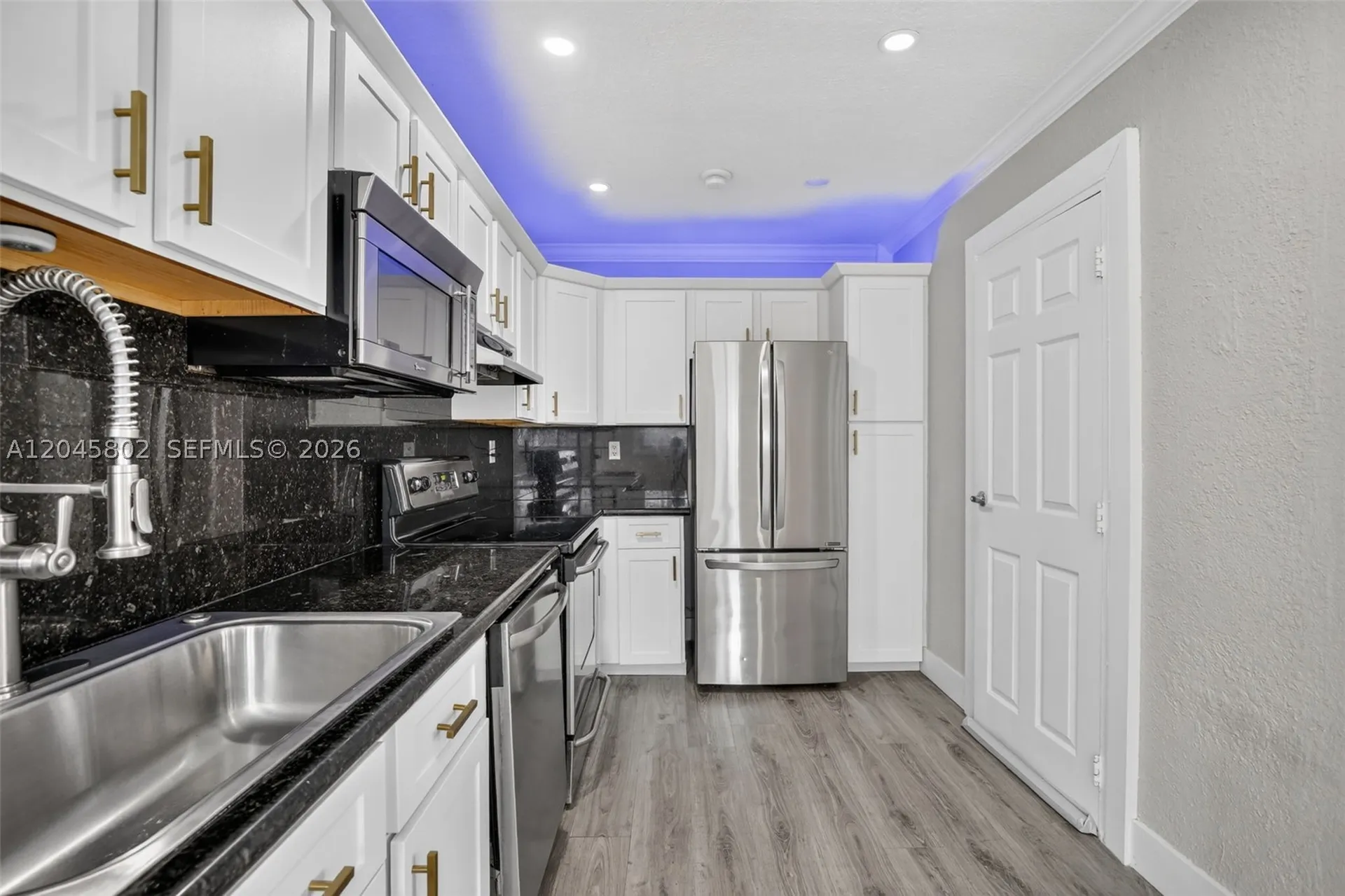 1300 N 70th Terrace Hollywood FL 33024