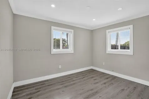 1300 N 70th Terrace Hollywood FL 33024